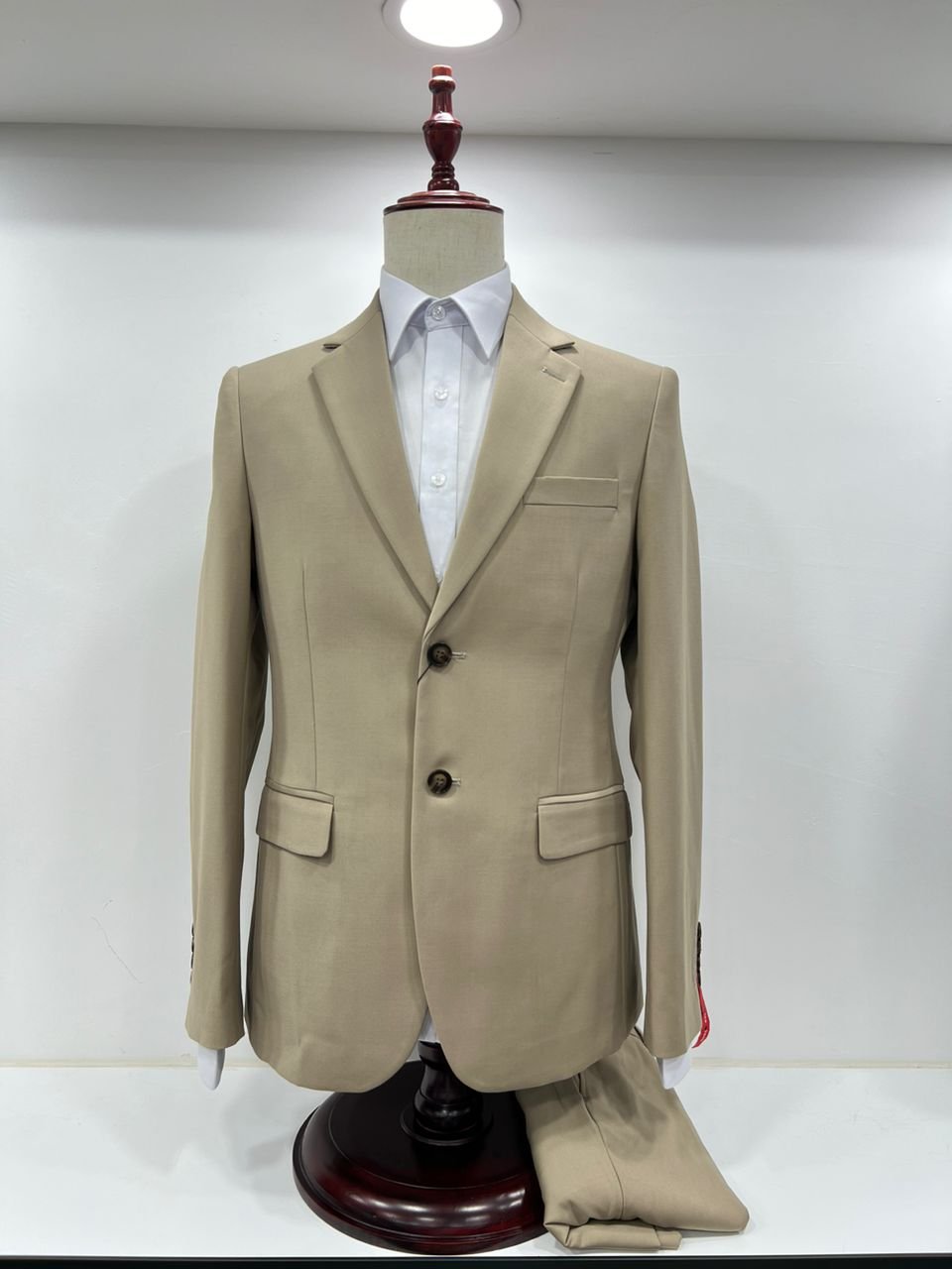Costume 2 pièces beige